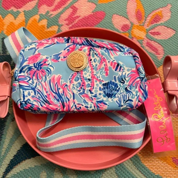 Lilly Pulitzer Blue and Pink Patterned Bag - Picture 1 of 5